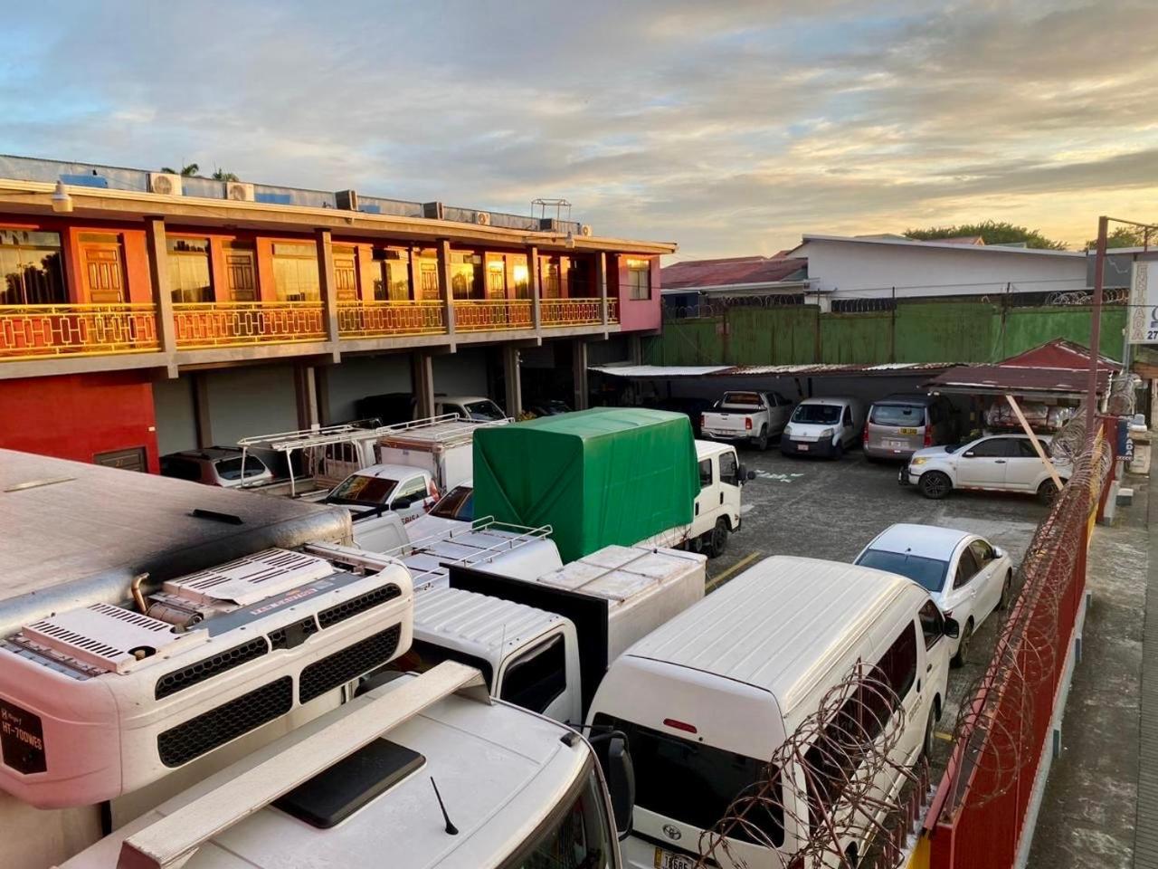 Hotel Costa Del Sol ปูแอร์โตลีมอน ภายนอก รูปภาพ